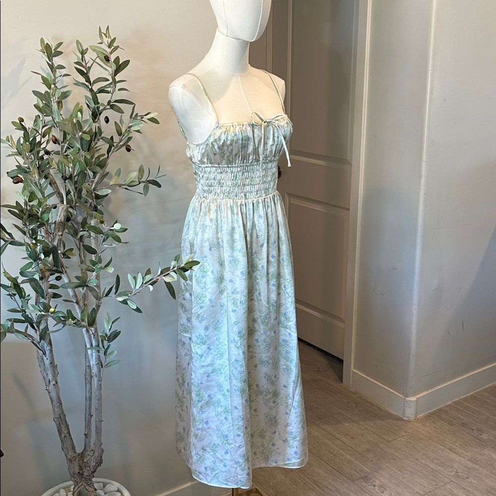 ASTR the Label Floral Smocked Tie Front Spaghetti Strap Midi Dress New!